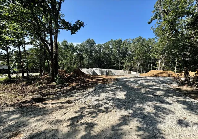 4th image of 634 Bunker Hill Dr, De Soto, MO 63020 | MLS# MIS26052334