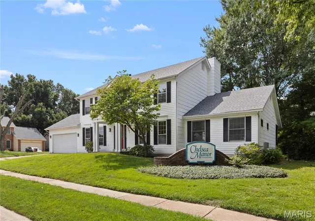 Photo 1 of Single family home for sale at 2701 Wellington Dr, Florissant, MO 63033 | MLS# MIS26052335 | Listing updated on 2026-09-04
