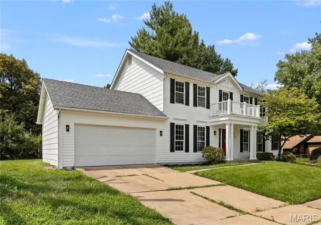 Photo 3 of Single family home for sale at 2701 Wellington Dr, Florissant, MO 63033 | MLS# MIS26052335 | Listing updated on 2026-09-04