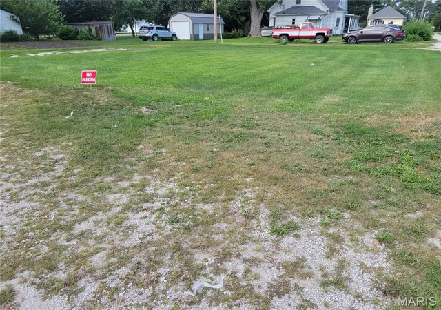 Photo 3 of Land for sale at 112 N Spruce St, Nokomis, IL 62075 | MLS# MIS26052351 | Listing updated on 2026-08-14