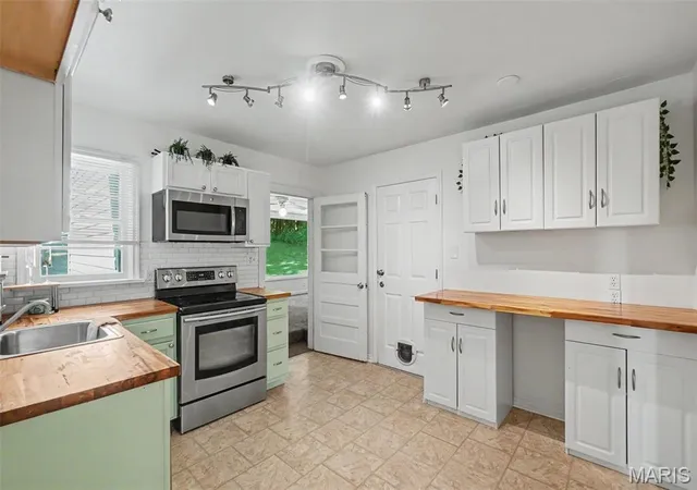 5th image of 118 Cherry Hill Dr, Fenton, MO 63026 | MLS# MIS26052352