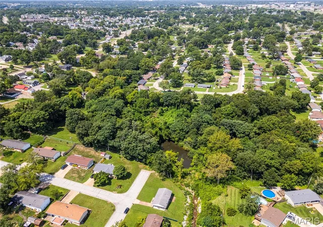 Photo 1 of Land for sale at 525 Fairwick Dr, Saint Louis, MO 63129 | MLS# MIS26052369 | Listing updated on 2026-08-18