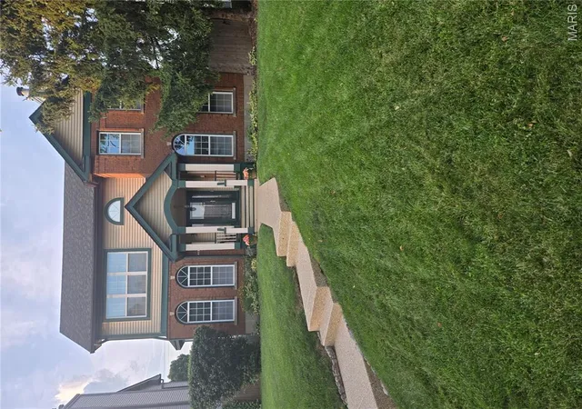 1st image of 4139 Westminster Pl, Saint Louis, MO 63108 | MLS# MIS26052380