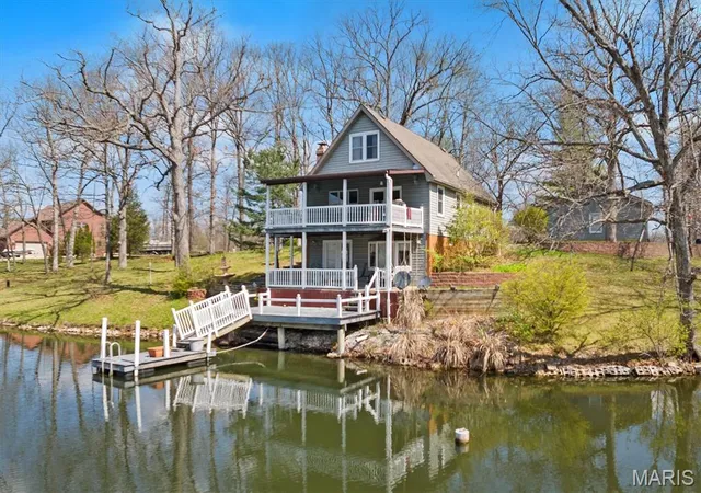 Photo 1 of Single family home for sale at 10949 Clearwater Ln, Plainview, IL 62685 | MLS# MIS26052385 | Listing updated on 2026-08-29