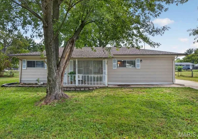 Photo 1 of Single family home for sale at 446 Kathryn Dr, Arnold, MO 63010 | MLS# MIS26052393 | Listing updated on 2026-10-09