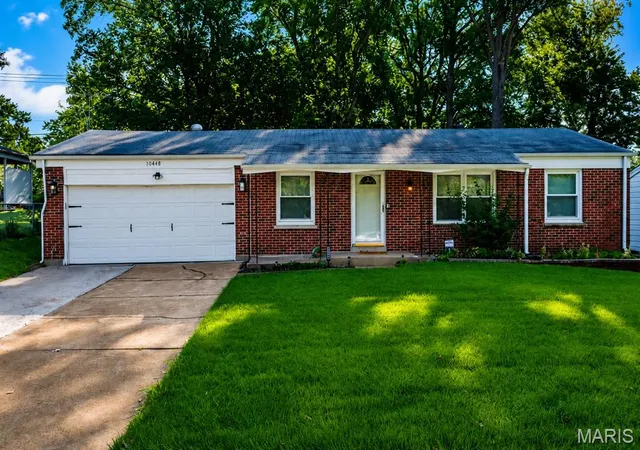 Photo 2 of Single family home for sale at 10448 Quaker Dr, Saint Louis, MO 63136 | MLS# MIS26052409 | Listing updated on 2026-08-27