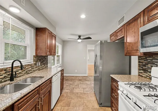5th image of 3 Nordell Ct, Black Jack, MO 63033 | MLS# MIS26052414