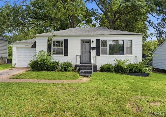 Photo 1 of Single family home for sale at 10172 Cabot Dr, St Louis, MO 63137 | MLS# MIS26052418 | Listing updated on 2026-09-05