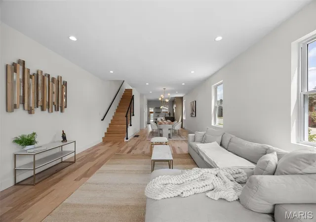 Photo 4 of Single family home for sale at 4403 Hunt Ave, Saint Louis, MO 63110 | MLS# MIS26052428 | Listing updated on 2026-10-06