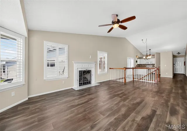 Photo 3 of Sale Pending at 36 Lienemann Ct, Saint Peters, MO 63303 | MLS# MIS26052432 | Listing updated on 2026-09-01