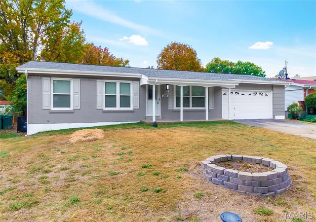 Photo 3 of Sale Pending at 1328 Claudine Dr, Saint Louis, MO 63138 | MLS# MIS26052434 | Listing updated on 2026-10-28