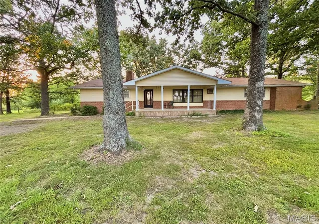 Photo 2 of Single family home for sale at 5233 Hwy E, Salem, MO 65560 | MLS# MIS26052445 | Listing updated on 2026-08-20