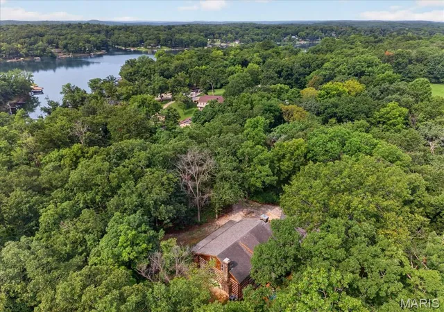 2nd image of 6195 N Lakeshore Dr, Hillsboro, MO 63050 | MLS# MIS26052446