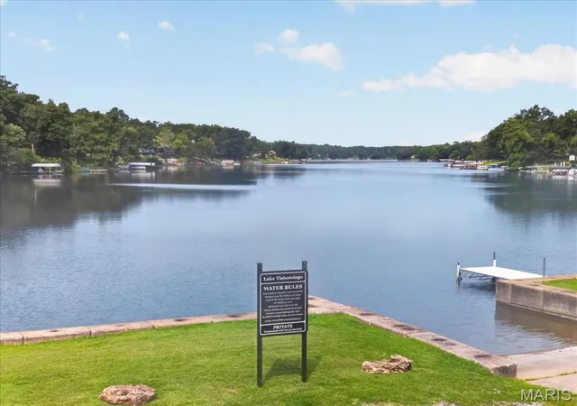 3rd image of 6195 N Lakeshore Dr, Hillsboro, MO 63050 | MLS# MIS26052446