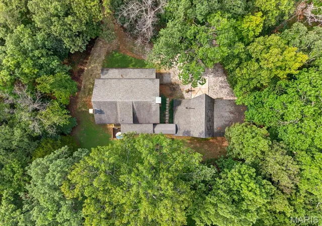 5th image of 6195 N Lakeshore Dr, Hillsboro, MO 63050 | MLS# MIS26052446