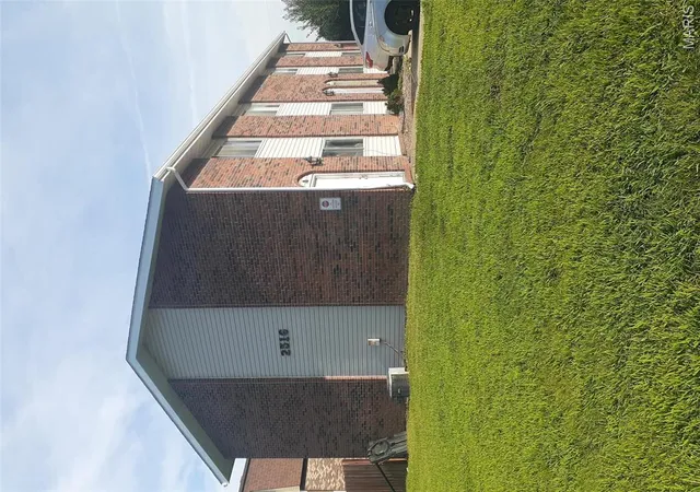 Photo 3 of Multi family home for sale at 2516 & 2520 Eastview, Belleville, IL 62221 | MLS# MIS26052458 | Listing updated on 2026-10-02