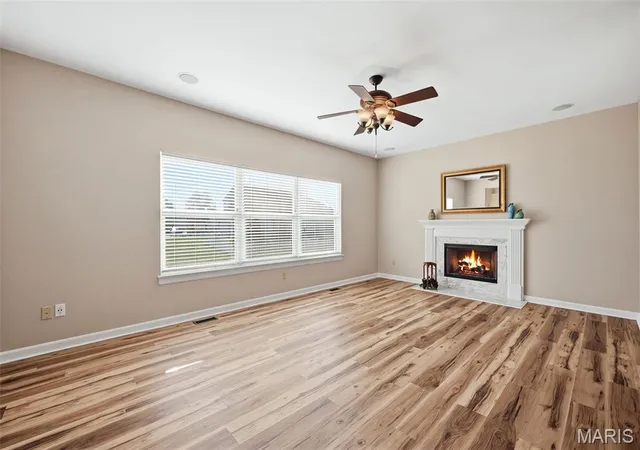 Photo 3 of Single family home for sale at 3908 Jost Farm Way, Florissant, MO 63034 | MLS# MIS26052475 | Listing updated on 2026-10-22