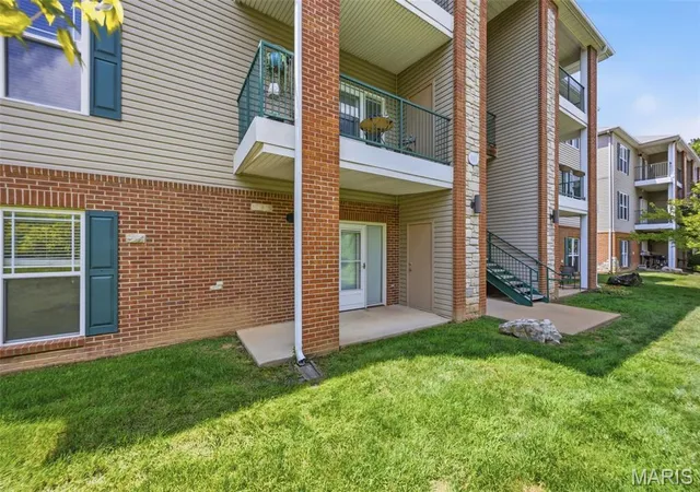 image of 885 Forest Ave, Valley Park, MO 63088