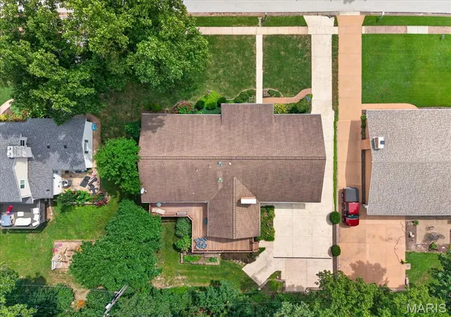 44th image of 1331 Lockett Ln, Saint Louis, MO 63122 | MLS# MIS26052484