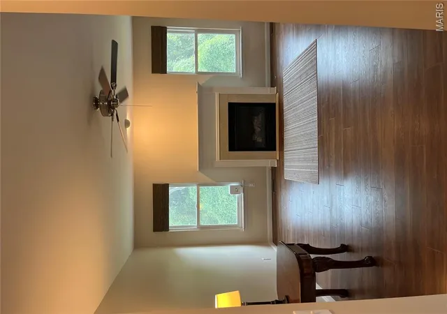 Photo 4 of House for sale at 3781 Southern Manor Dr, Saint Louis, MO 63125 | MLS# MIS26052494 | Listing updated on 2026-09-16