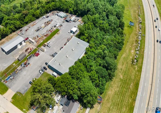 2nd image of 630 Commercial St, Cape Girardeau, MO 63703 | MLS# MIS26052527