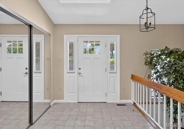 Photo 3 of Single family home for sale at 125 Strecker Rd, Ellisville, MO 63011 | MLS# MIS26052528 | Listing updated on 2026-09-02