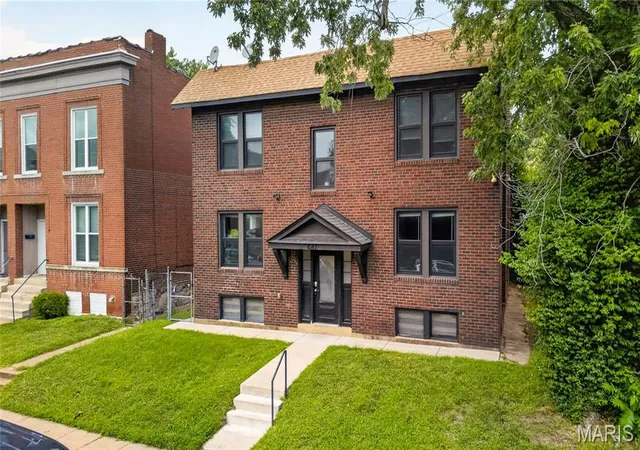 2nd image of 4217 Blaine Ave, St Louis, MO 63110 | MLS# MIS26052534