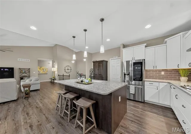 Photo 3 of Sale Pending at 219 Mason Glen Dr, Lake Saint Louis, MO 63367 | MLS# MIS26052539 | Listing updated on 2026-08-28