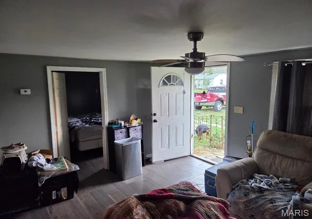 2nd image of 312 W 7th St, East Saint Louis, IL 62206 | MLS# MIS26052542