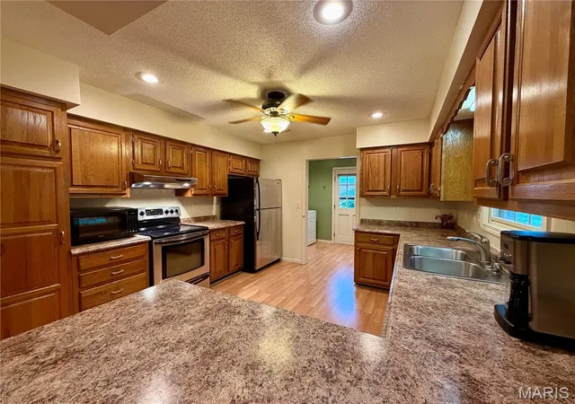2nd image of 130 Pioneer Trl, Hannibal, MO 63401 | MLS# MIS26052556