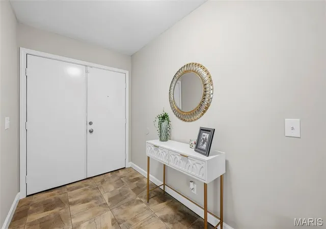 Photo 3 of Single family home for sale at 3034 Willow Wood Dr, St Charles, MO 63303 | MLS# MIS26052559 | Listing updated on 2026-08-31