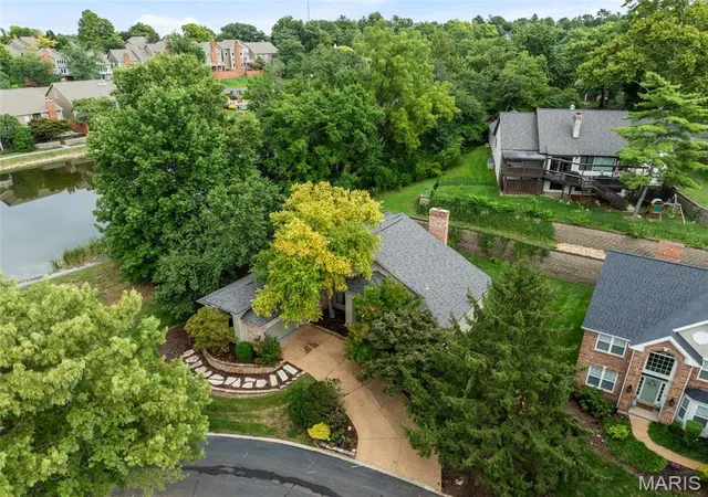 Photo 2 of Sale Pending at 14360 Cedar Springs Dr, Chesterfield, MO 63017 | MLS# MIS26052560 | Listing updated on 2026-10-02
