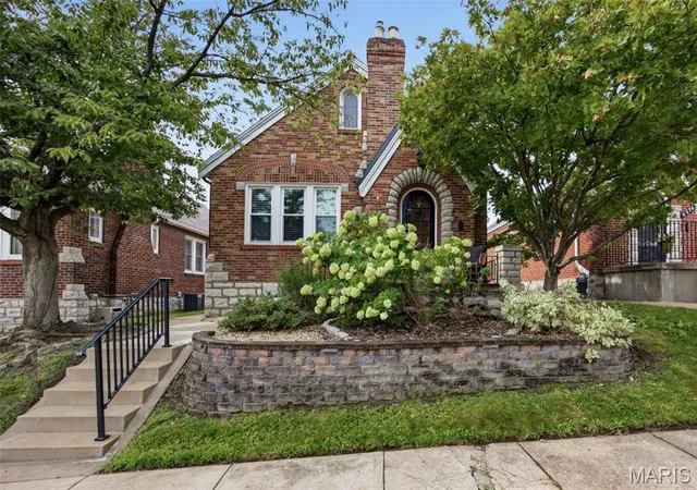 2nd image of 6572 Mardel Ave, Saint Louis, MO 63109 | MLS# MIS26052564