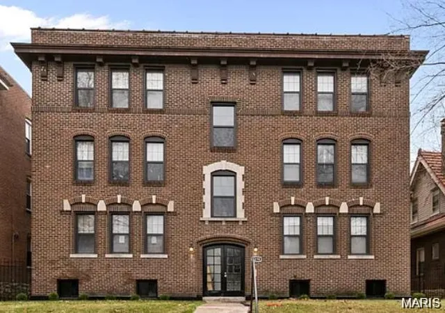 Photo 1 of Multi family home for sale at 6274 Cates Ave, University City, MO 63130 | MLS# MIS26052571 | Listing updated on 2026-08-21