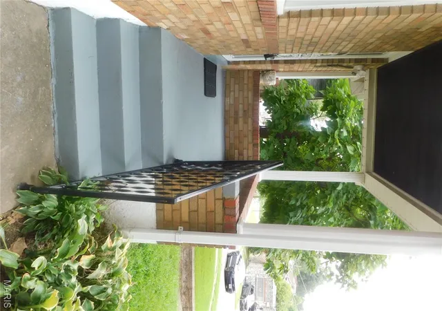 Photo 2 of Sale Pending at 2904 Maywood Ave, Saint Louis, MO 63121 | MLS# MIS26052572 | Listing updated on 2026-08-28