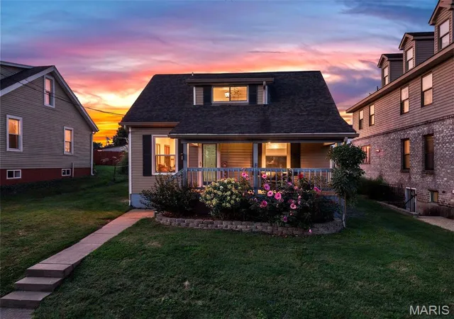 Photo 2 of Single family home for sale at 2829 Brazeau Ave, Brentwood, MO 63144 | MLS# MIS26052587 | Listing updated on 2026-09-03