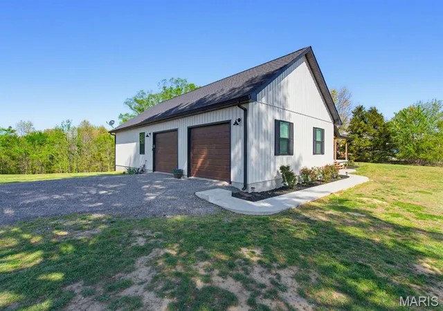 24th image of 16987 County Road 470, Dexter, MO 63841 | MLS# MIS26052593