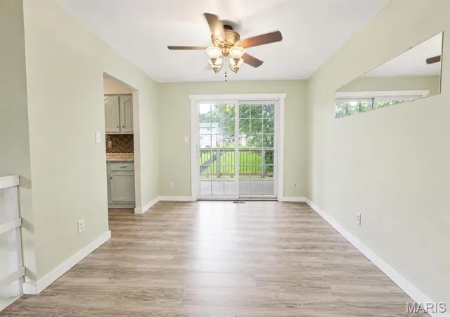 Photo 4 of Single family home for sale at 5 Beatrice Ct, East Alton, IL 62024 | MLS# MIS26052595 | Listing updated on 2026-09-07