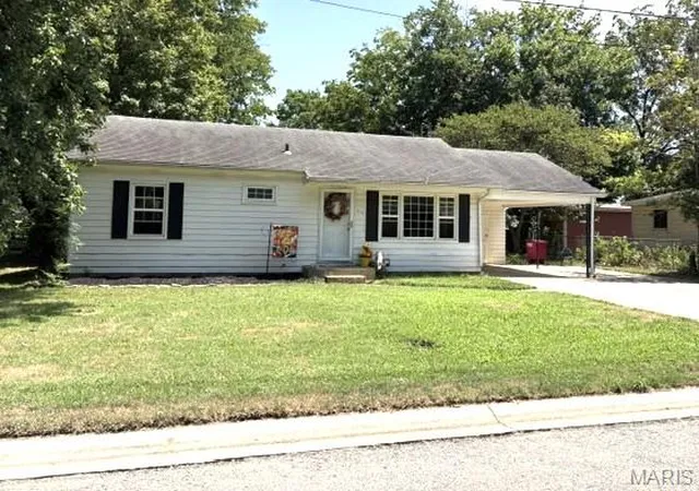 1st image of 316 Marian Ave, Sikeston, MO 63801 | MLS# MIS26052602