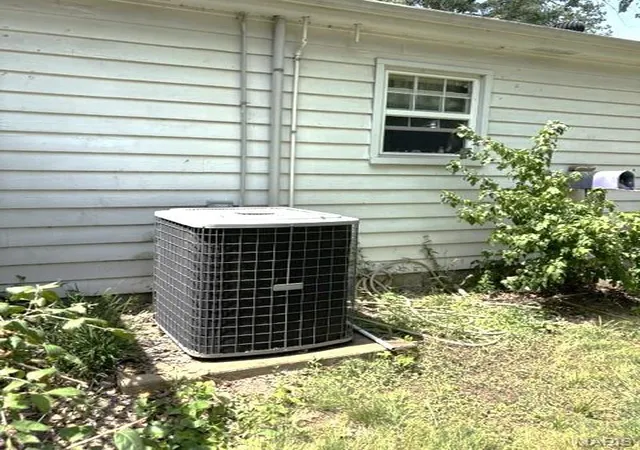 7th image of 316 Marian Ave, Sikeston, MO 63801 | MLS# MIS26052602