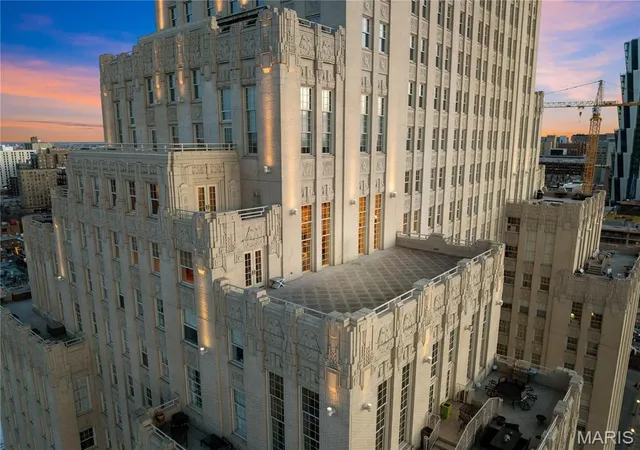 Photo 1 of Condo for sale at 232 N Kingshighway Blvd #1903, Saint Louis, MO 63108 | MLS# MIS26052609 | Listing updated on 2026-09-02