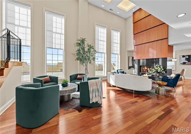 Photo 3 of Condo for sale at 232 N Kingshighway Blvd #1903, Saint Louis, MO 63108 | MLS# MIS26052609 | Listing updated on 2026-09-02