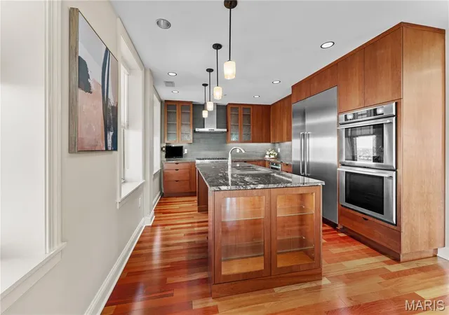 Photo 4 of Condo for sale at 232 N Kingshighway Blvd #1903, Saint Louis, MO 63108 | MLS# MIS26052609 | Listing updated on 2026-09-02