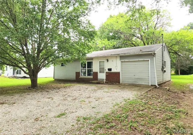 1st image of 1608 Duncan Ave, Swansea, IL 62226 | MLS# MIS26052613