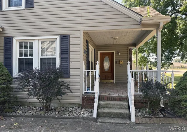 Photo 3 of Single family home for sale at 231 S Park Ln, Dexter, MO 63841 | MLS# MIS26052624 | Listing updated on 2026-08-14