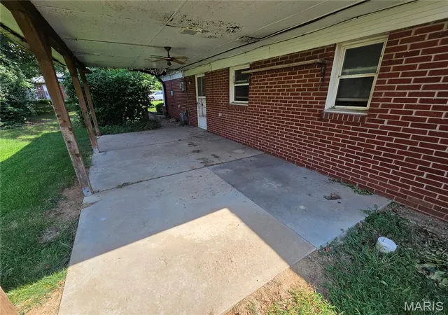 7th image of 2 Notre Dame Hls, Belleville, IL 62223 | MLS# MIS26052627