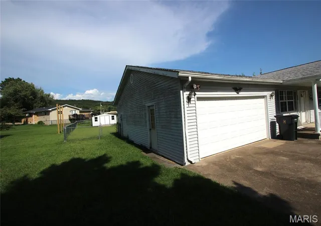 3rd image of 208 N Valle St, Pilot Knob, MO 63663 | MLS# MIS26052646