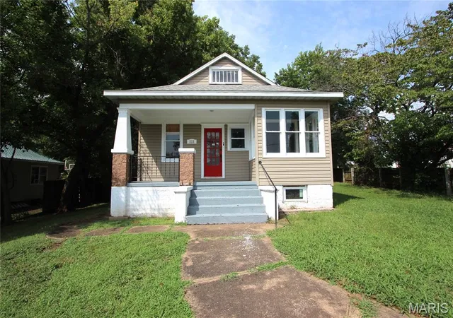 1st image of 213 E Walnut St, Arcadia, MO 63621 | MLS# MIS26052652