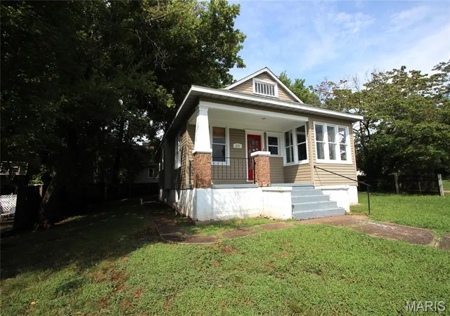 3rd image of 213 E Walnut St, Arcadia, MO 63621 | MLS# MIS26052652