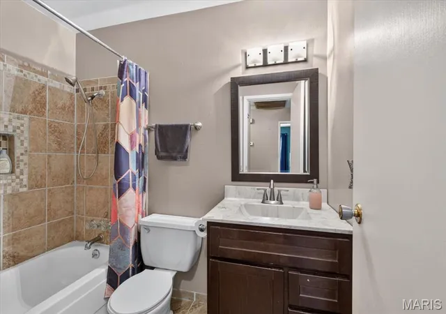 Photo 2 of Single family home for sale at 4482 Dantonaire Pl, Saint Louis, MO 63128 | MLS# MIS26052655 | Listing updated on 2026-10-20